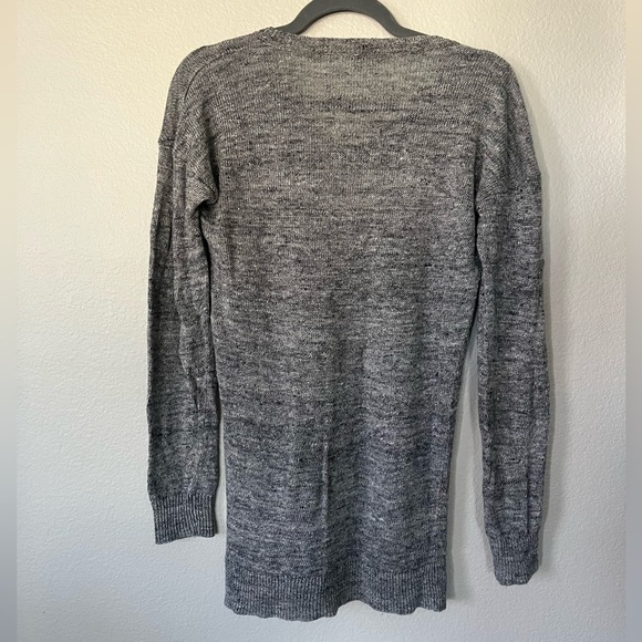 Vince V Neck Heather Grey Linen Sweater with Side Slit Women’s Size XS - Picture 2 of 14